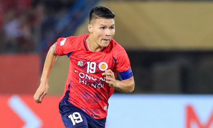 Quang Hải và đồng đội có cơ hội giành cú ăn ba danh hiệu.